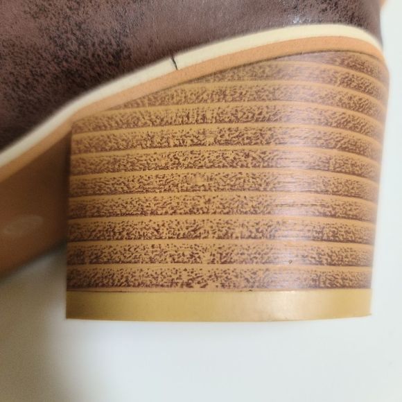 NO BRAND WOMAN'S ANKLE BOOTIES - Picture 8 of 11